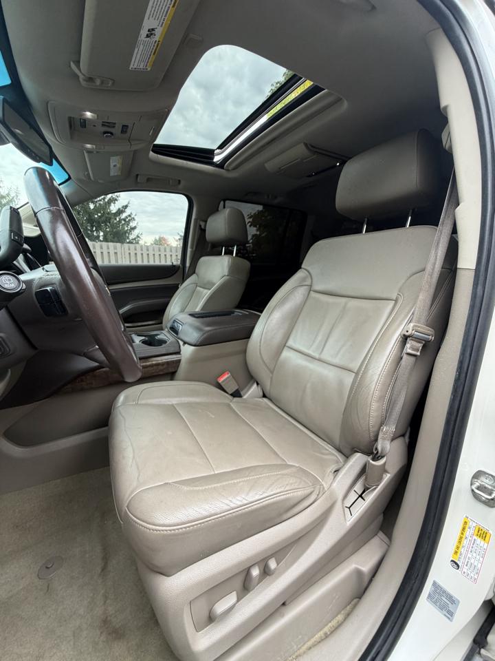 Chevrolet Suburban LT 1500 4WD 2015
