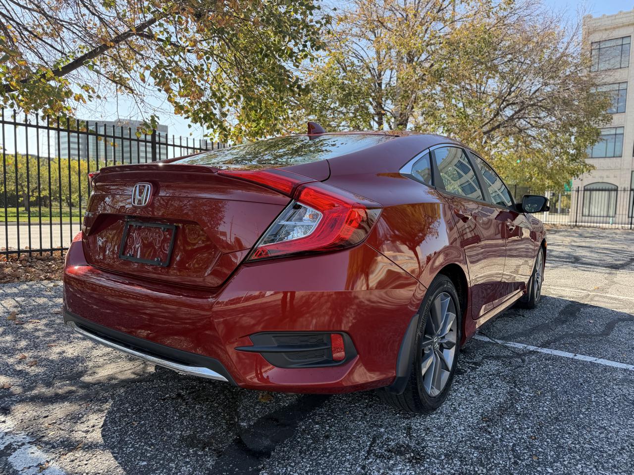 Honda Civic EX-L Sedan CVT 2020