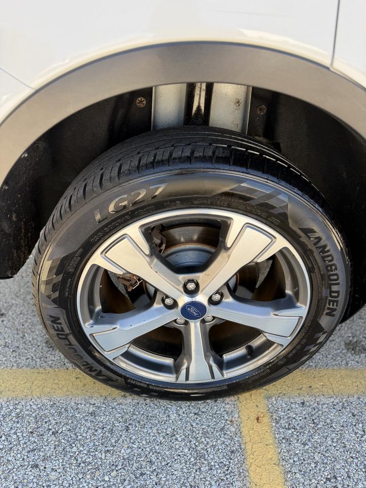 Ford Escape SEL 4WD 2018