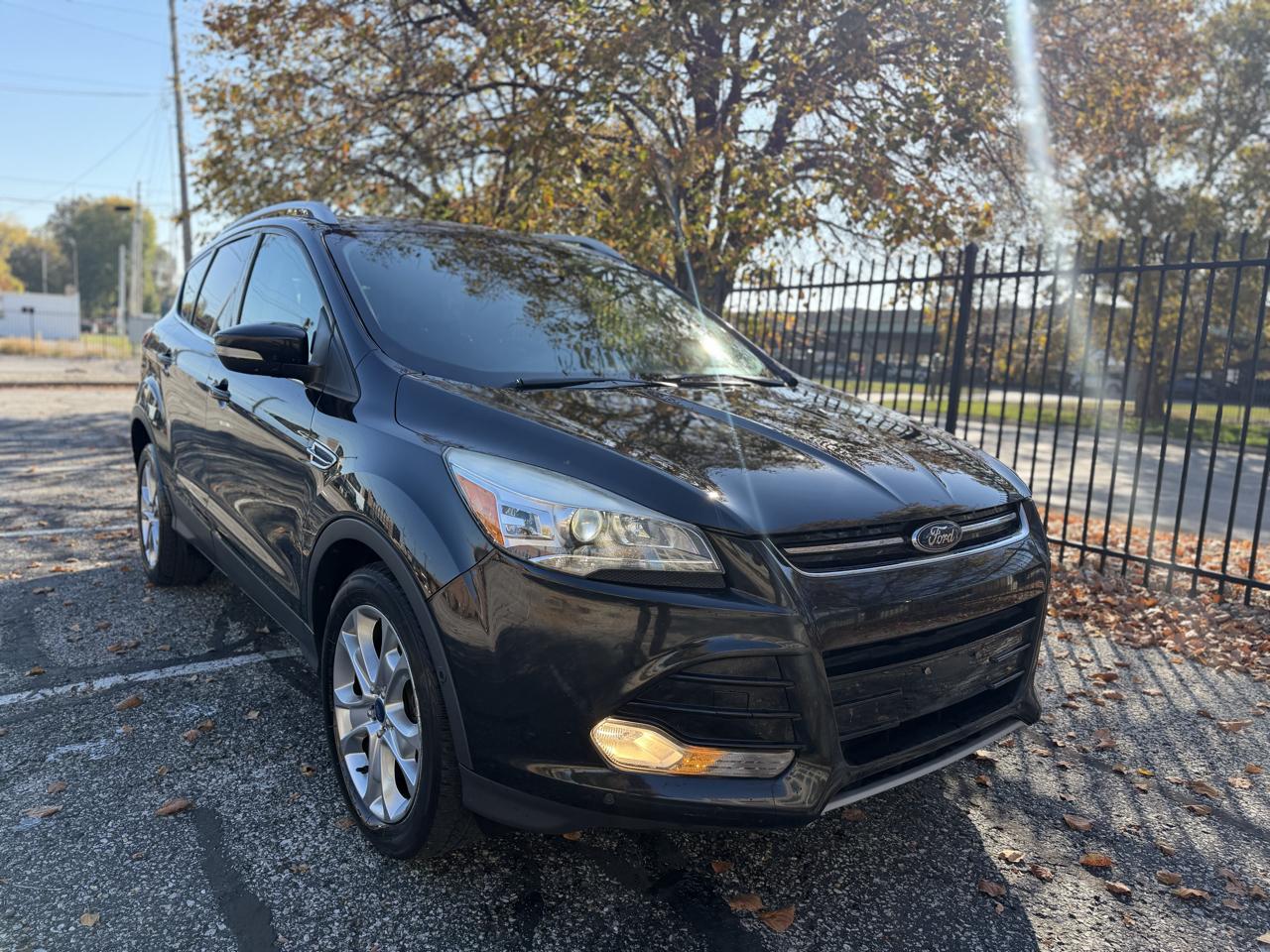 Ford Escape Titanium 4WD 2014