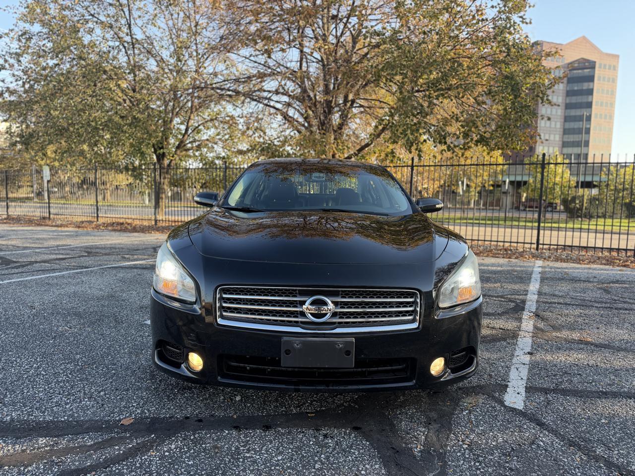 Nissan Maxima S 2009