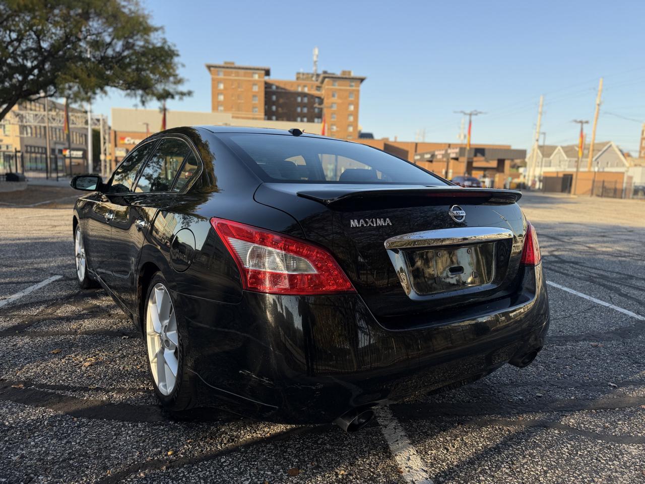 Nissan Maxima S 2009