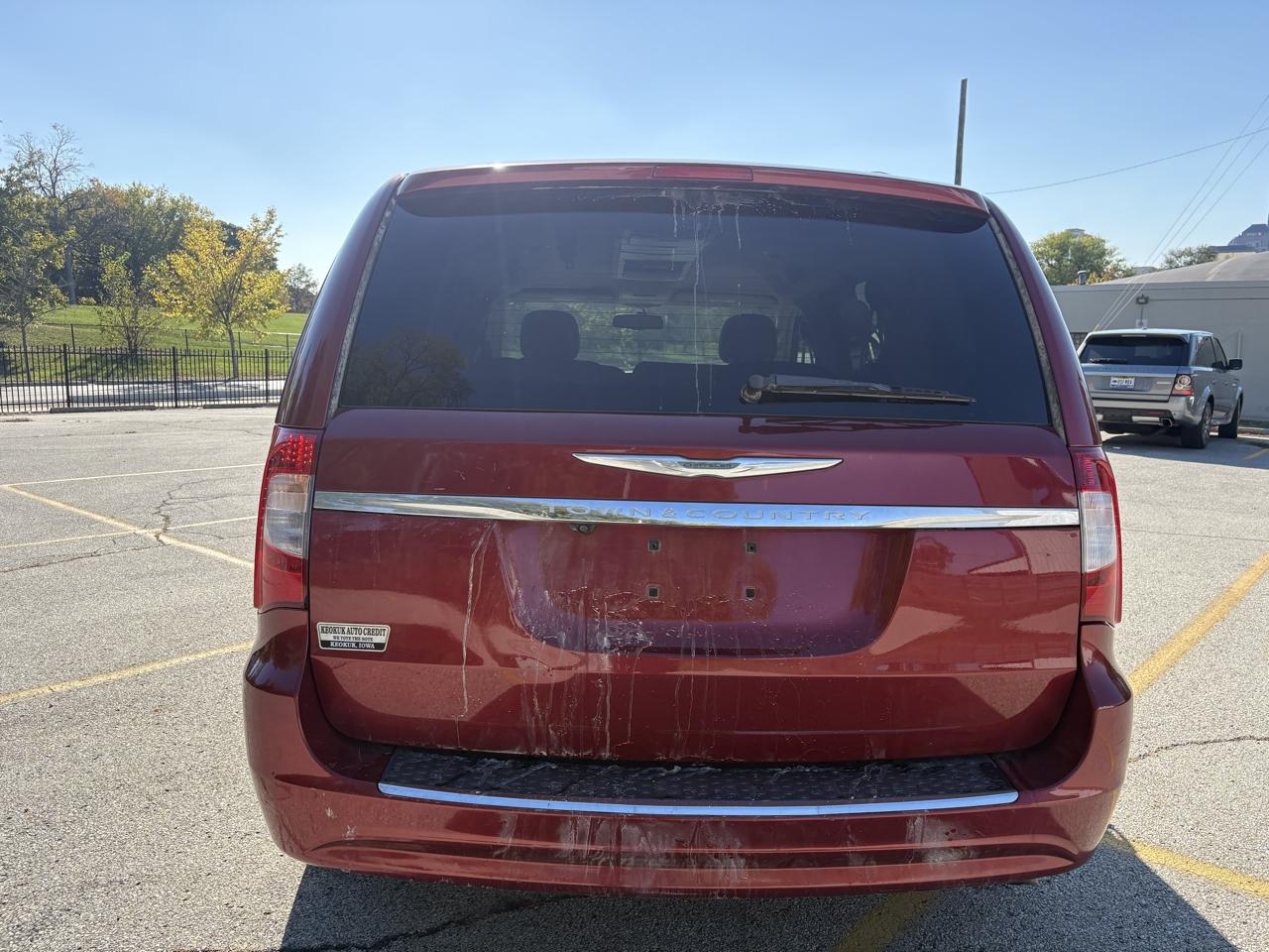 Chrysler Town & Country Touring 2013