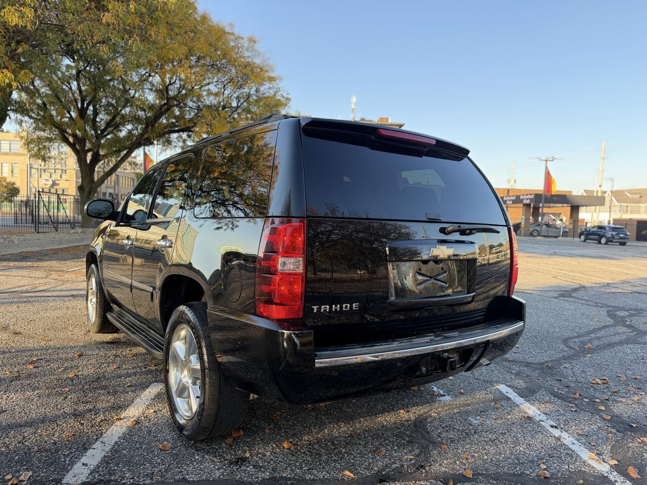 Chevrolet Tahoe LTZ 4WD 2013
