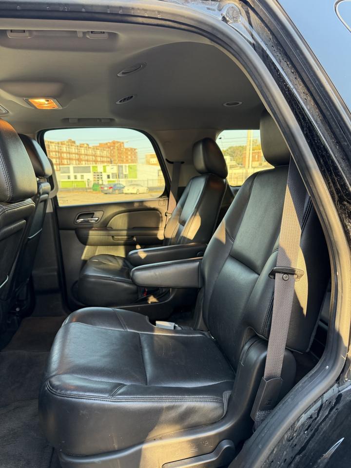 Chevrolet Tahoe LTZ 4WD 2013