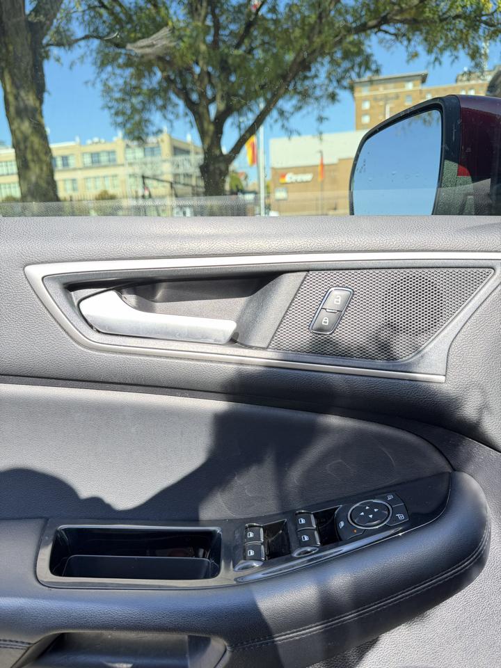 Ford Edge SEL FWD 2019