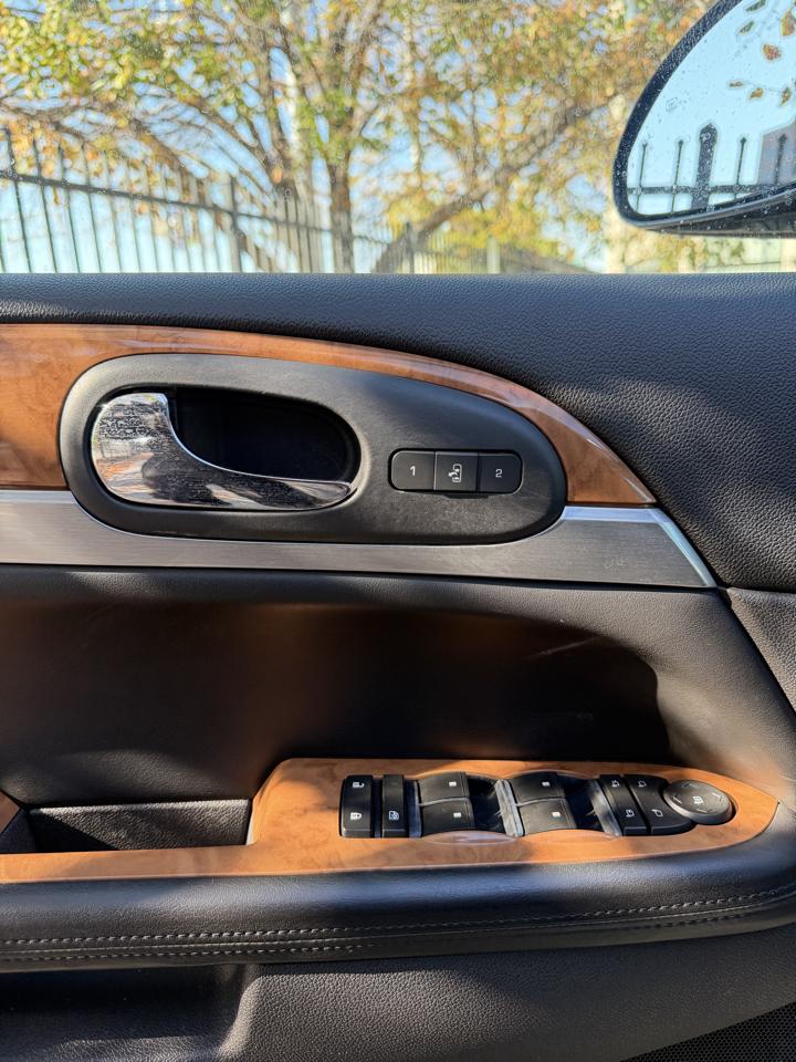 Buick Enclave CXL AWD 2009