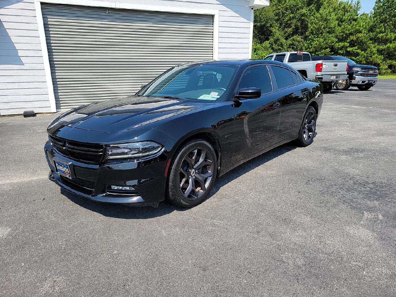 Dodge Charger 4dr Sdn R/T RWD 2017