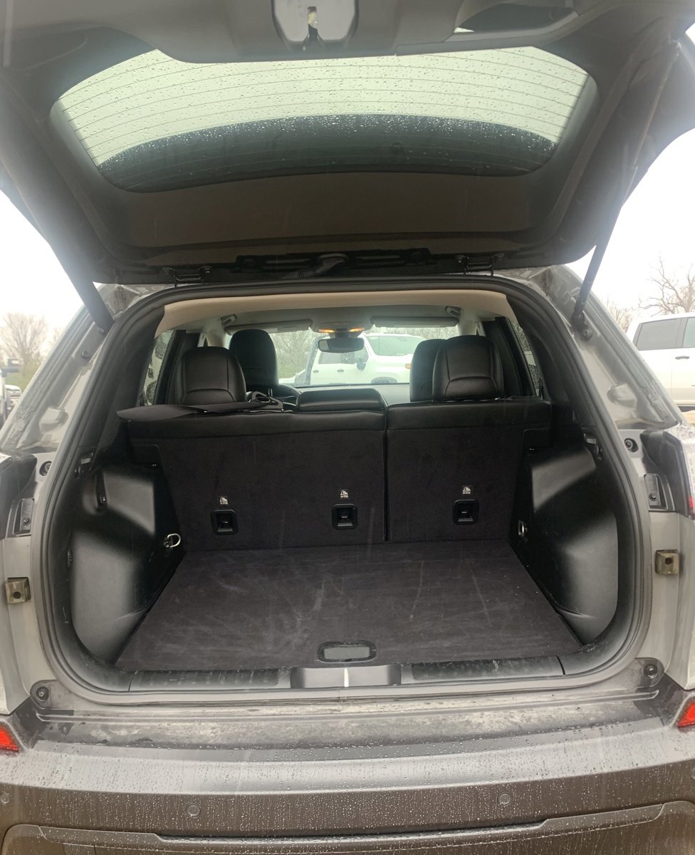 Jeep Cherokee Latitude Lux 4WD 2023