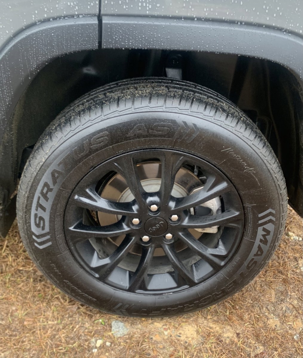 Jeep Cherokee Latitude Lux 4WD 2023