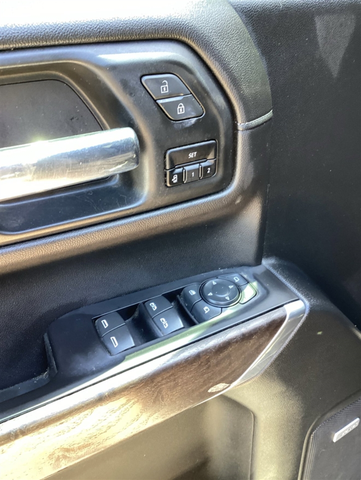 GMC Sierra 1500 4WD Crew Cab 147" Denali 2020