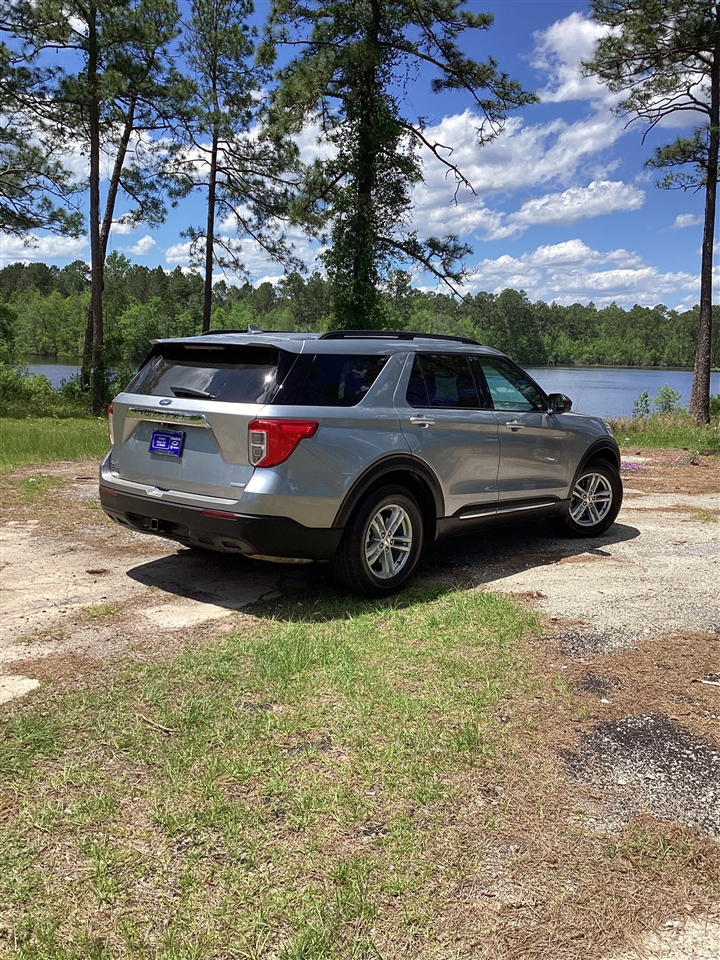 Ford Explorer XLT RWD 2020