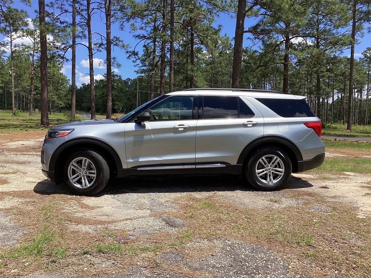Ford Explorer XLT RWD 2020