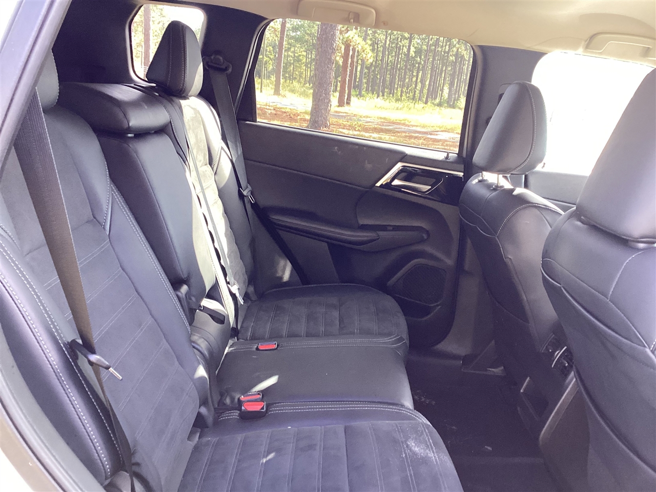 Mitsubishi Outlander SE FWD 2024