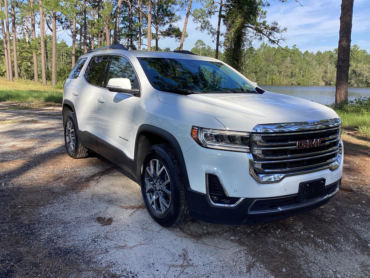 GMC Acadia AWD 4dr SLT 2023