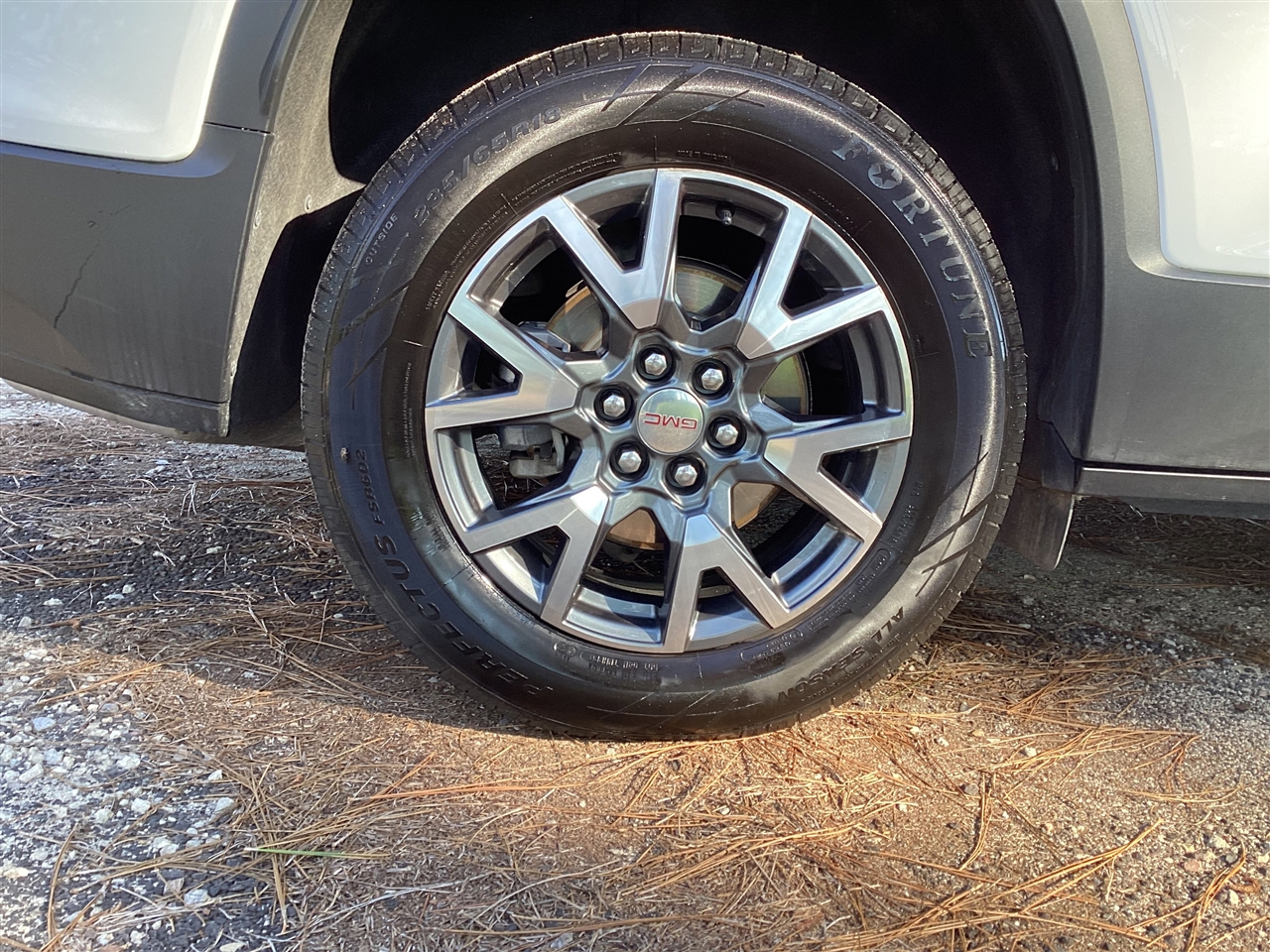 GMC Acadia AWD 4dr SLT 2023