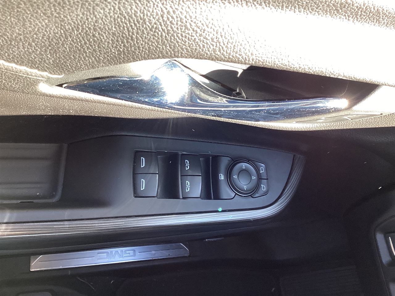 GMC Acadia AWD 4dr SLT 2023