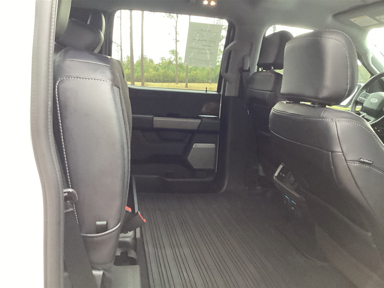 Ford F-150 Lariat 4WD SuperCrew 5.5' Box 2023