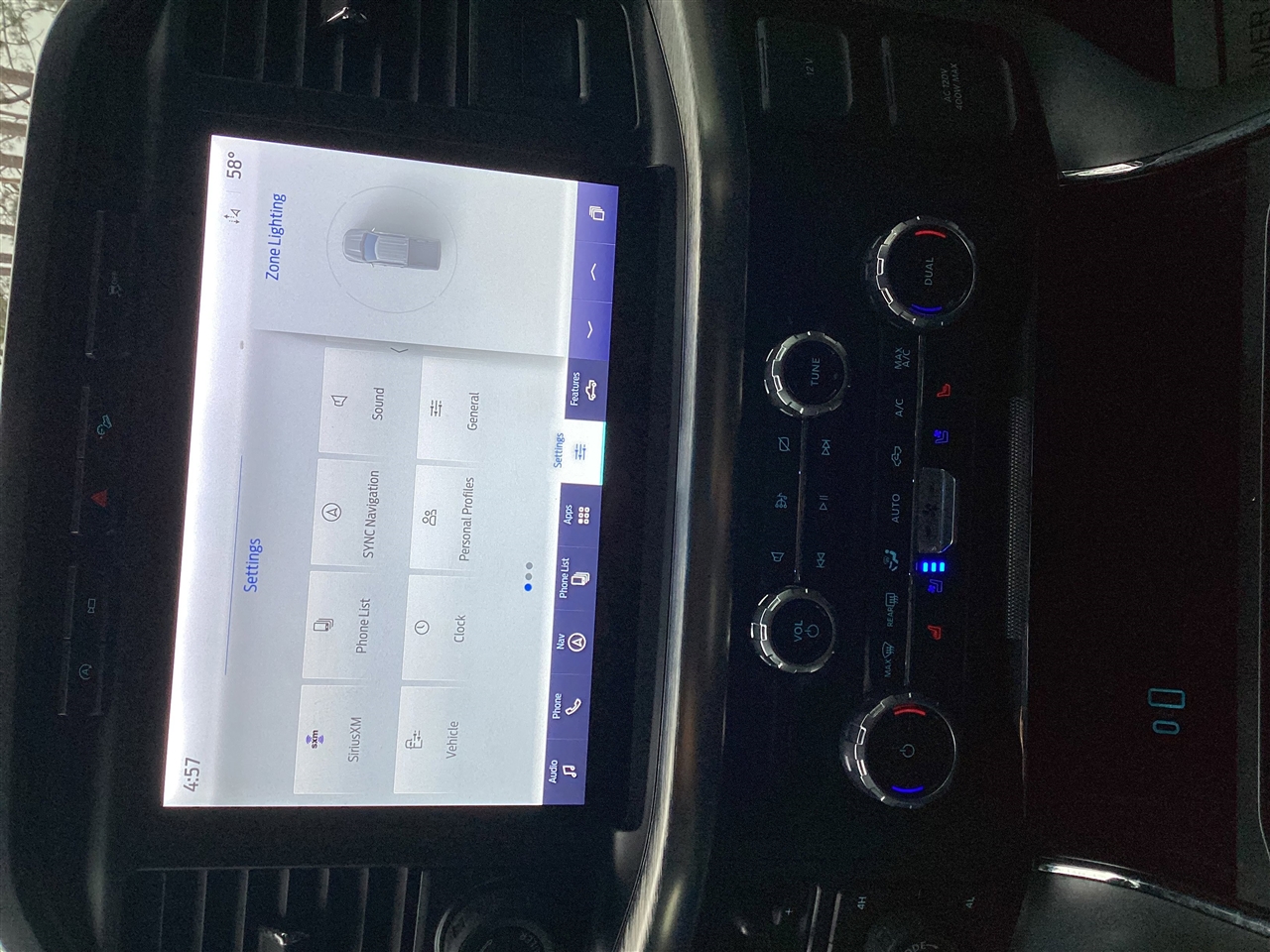 Ford F-150 Lariat 4WD SuperCrew 5.5' Box 2023