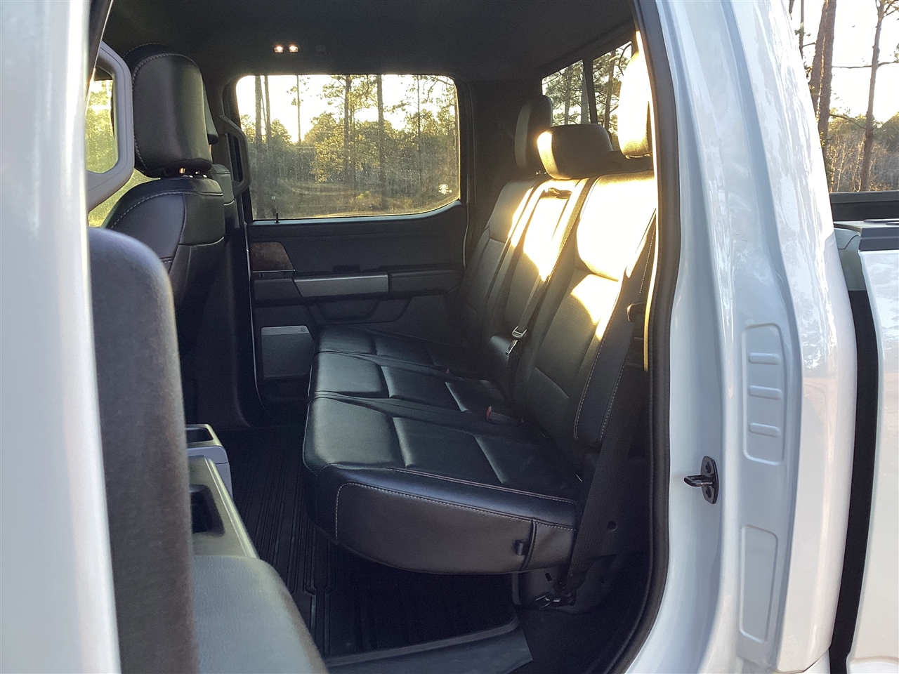 Ford F-150 Lariat 4WD SuperCrew 5.5' Box 2023