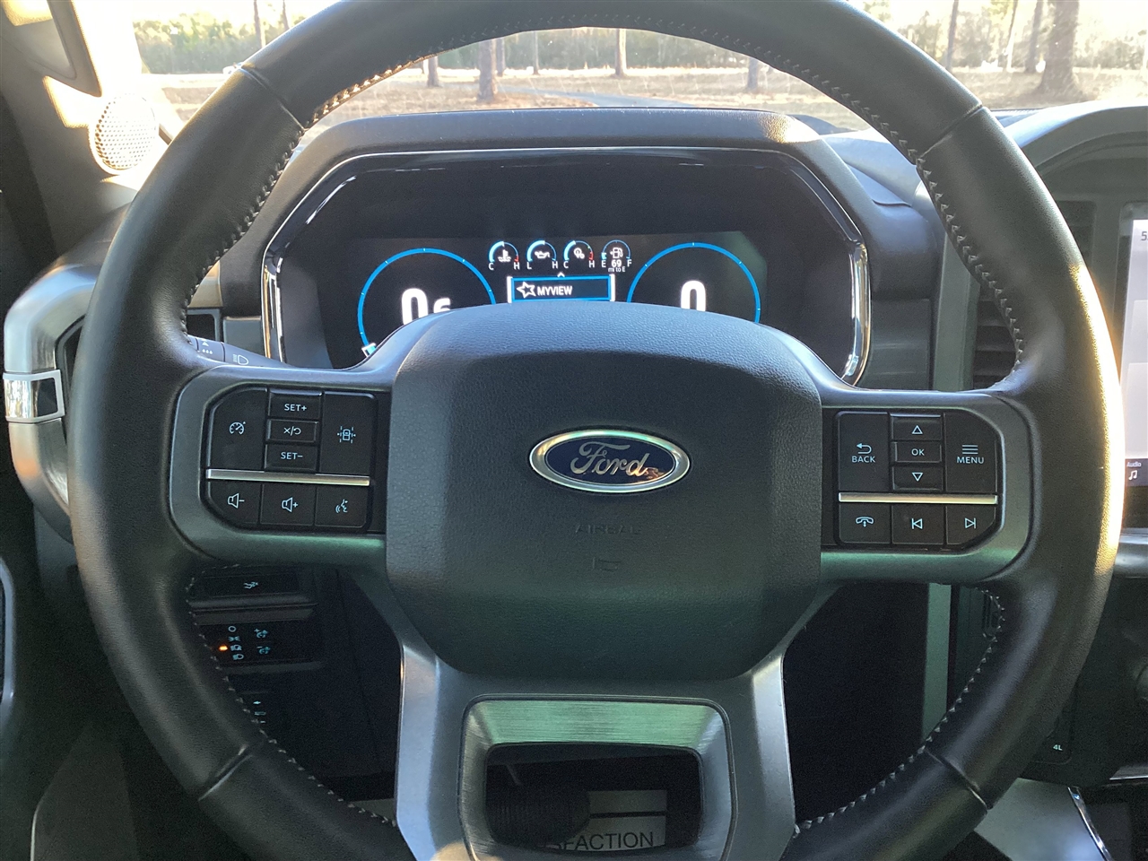 Ford F-150 Lariat 4WD SuperCrew 5.5' Box 2023