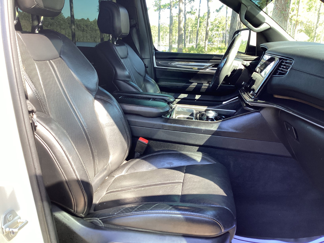 Jeep Wagoneer Series I 4x4 2022