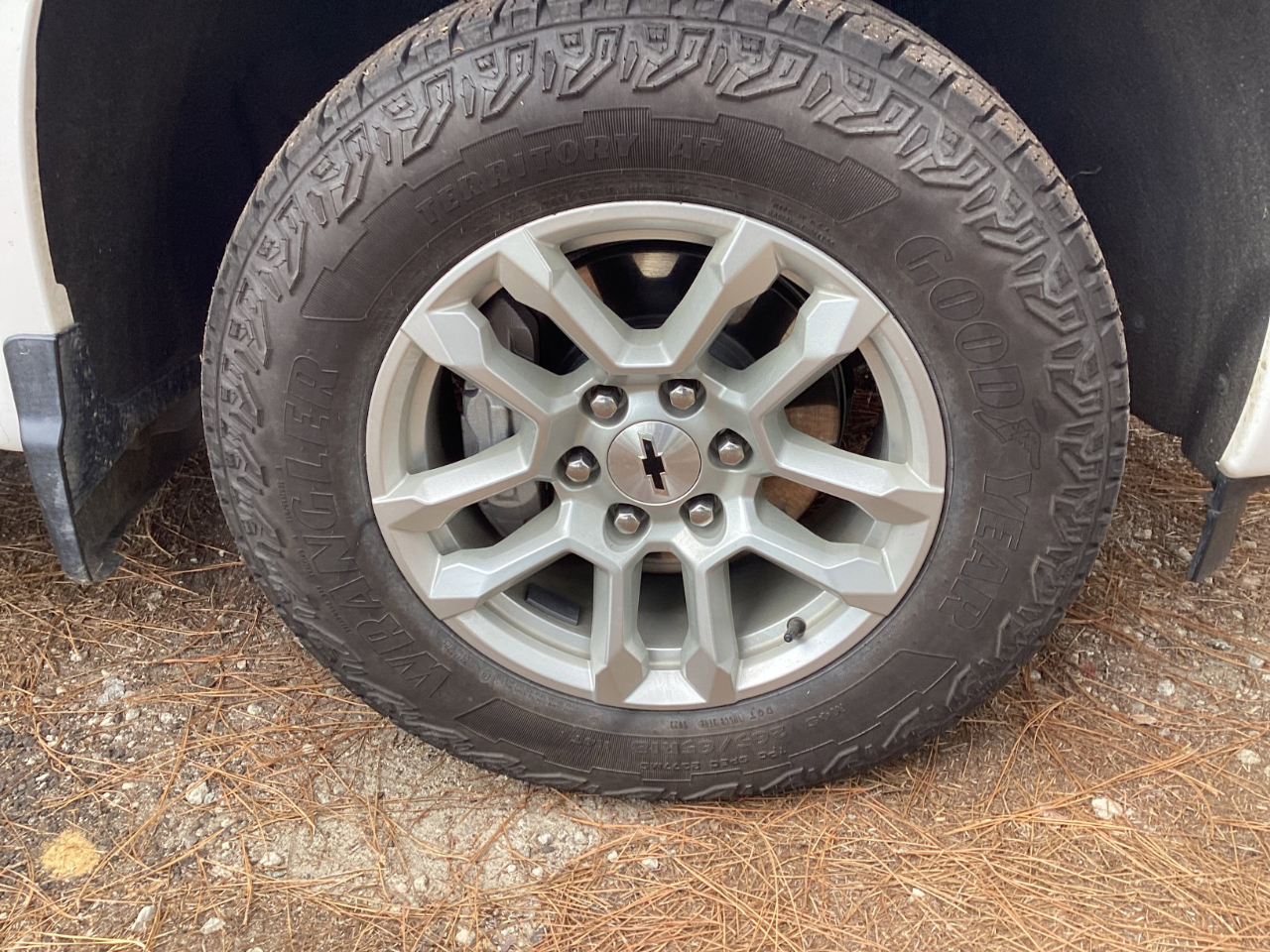 Chevrolet Silverado 1500 4WD Crew Cab 147" RST 2024