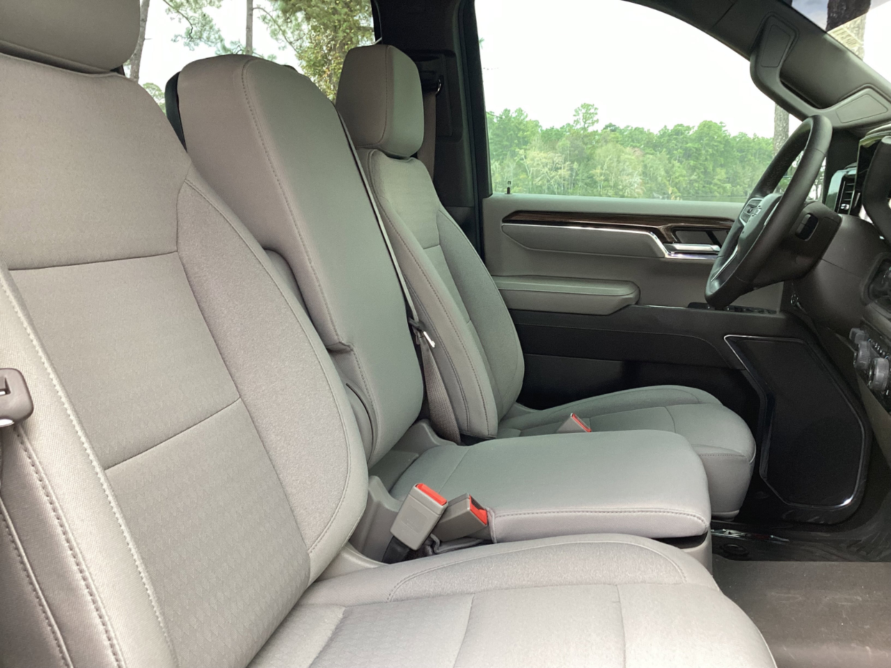 Chevrolet Silverado 1500 4WD Crew Cab 147" RST 2024