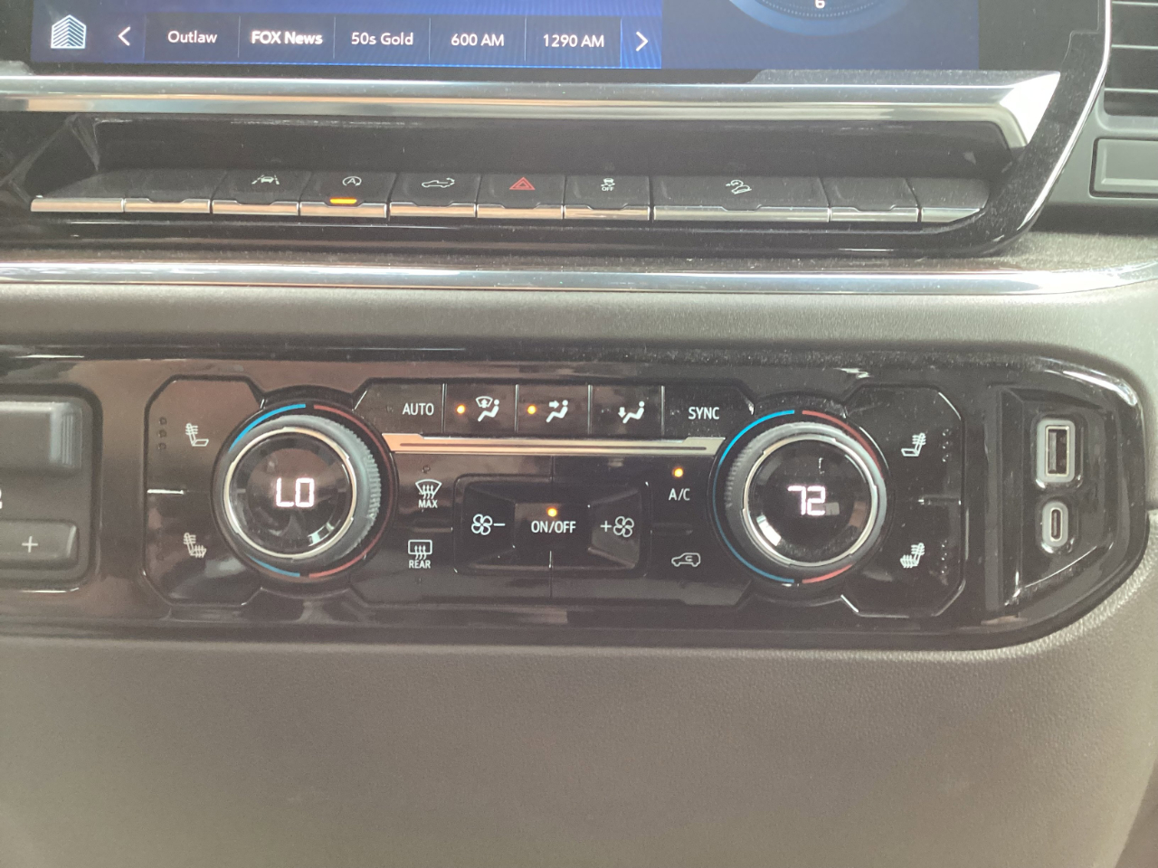 Chevrolet Silverado 1500 4WD Crew Cab 147" RST 2024