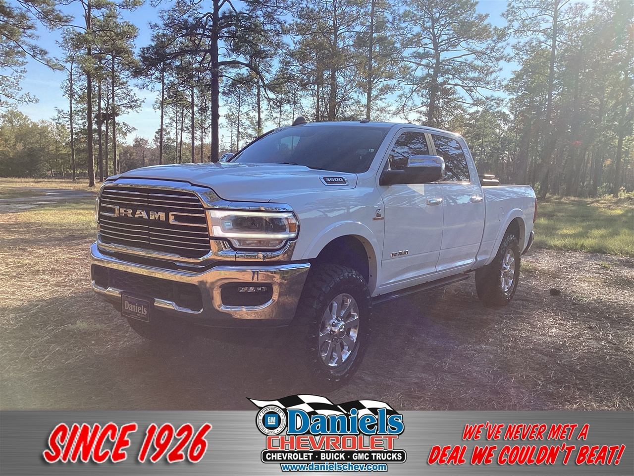 RAM 3500 Laramie 4x4 Crew Cab 6'4" Box 2022