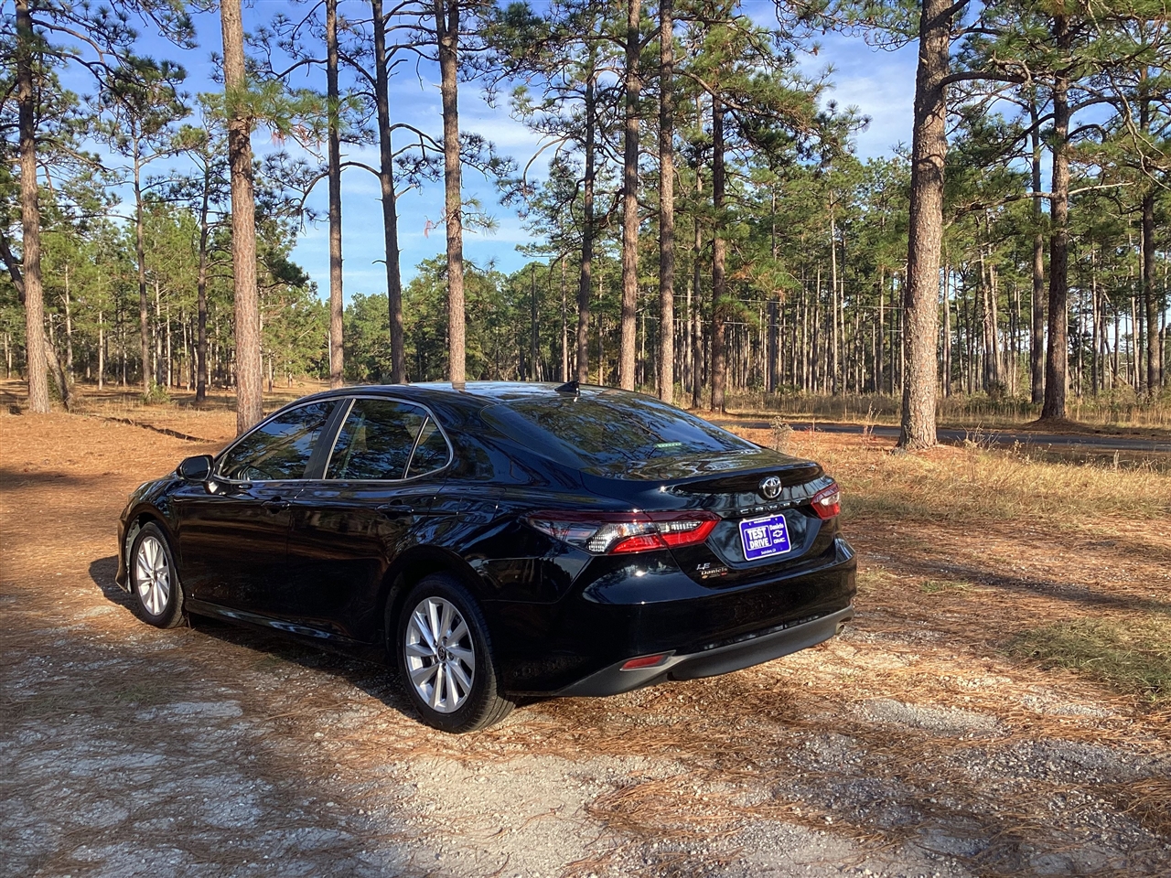 Toyota Camry LE Auto (Natl) 2024