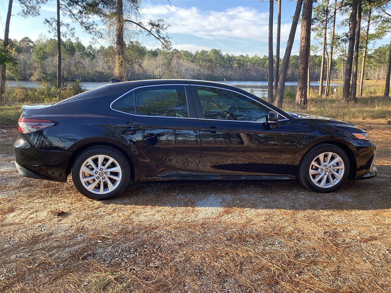 Toyota Camry LE Auto (Natl) 2024