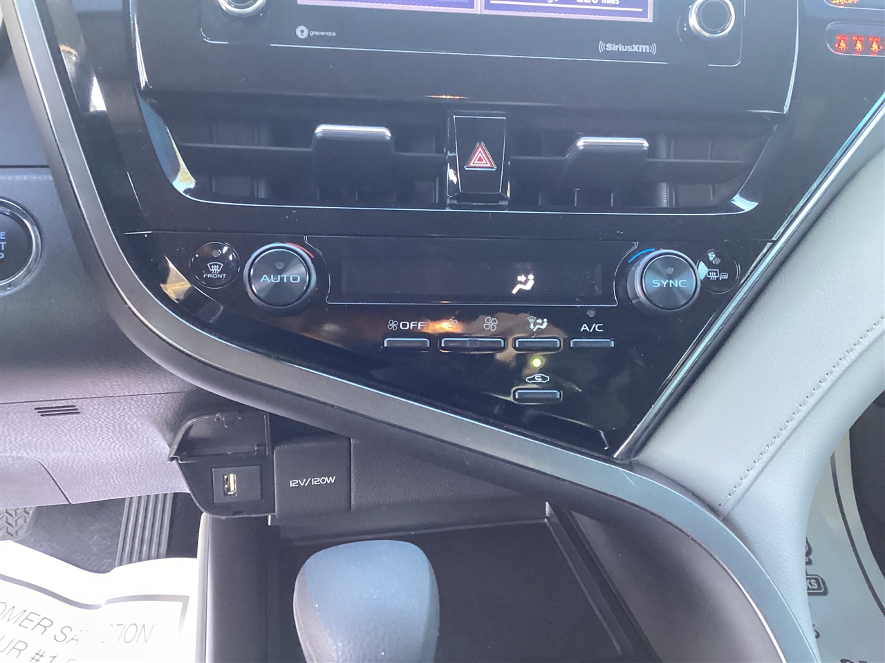 Toyota Camry LE Auto (Natl) 2024