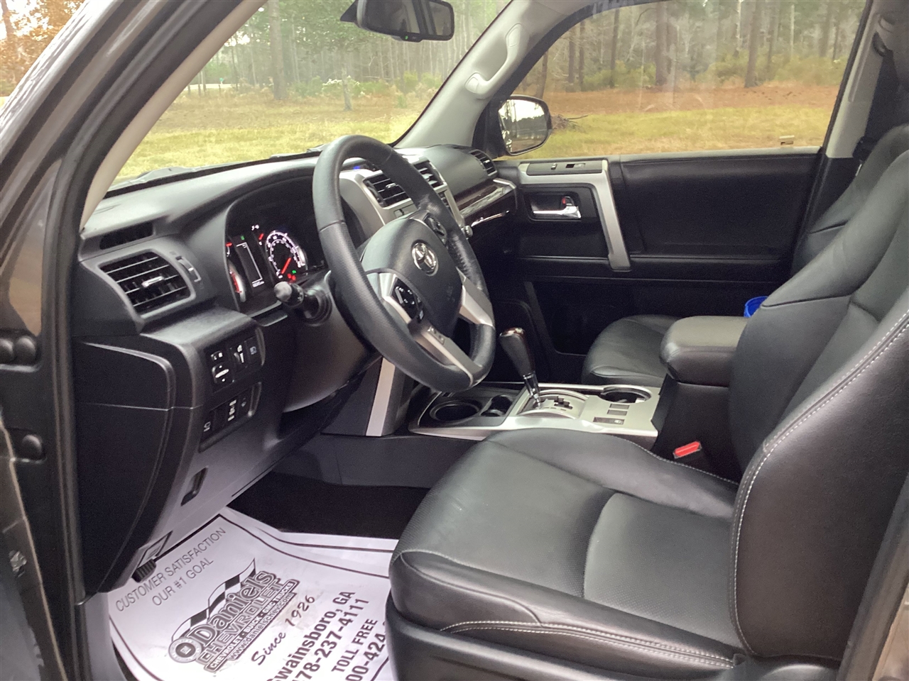 Toyota 4Runner Limited 2WD (Natl) 2023