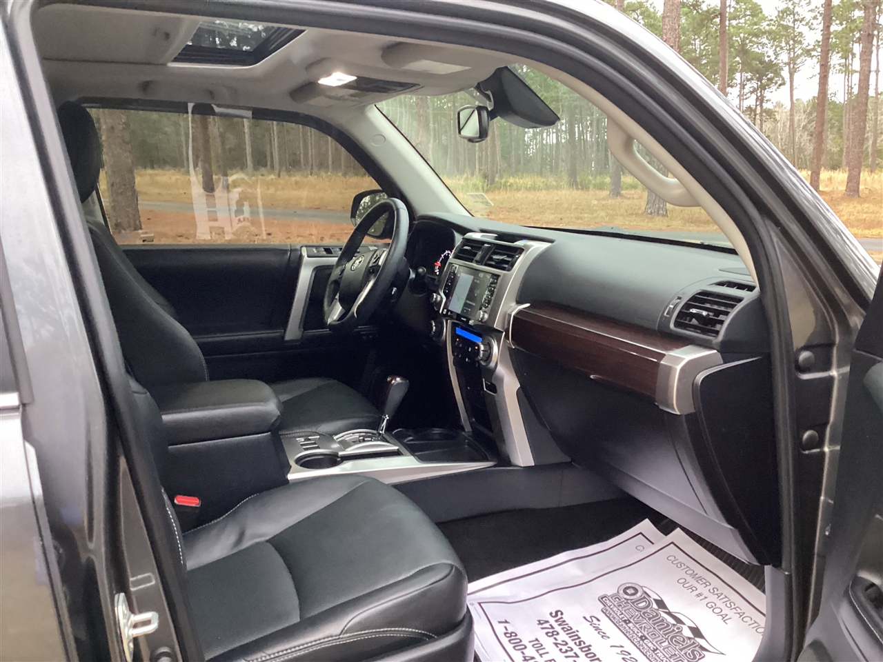 Toyota 4Runner Limited 2WD (Natl) 2023