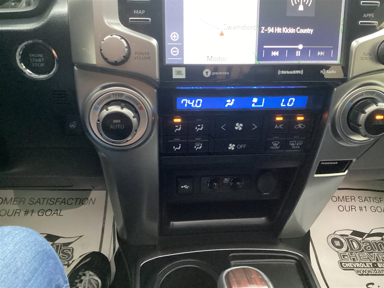 Toyota 4Runner Limited 2WD (Natl) 2023