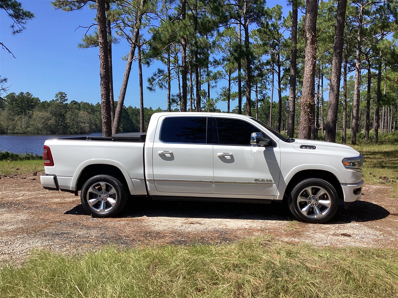 RAM 1500 Limited 4x4 Crew Cab 5'7" Box 2019