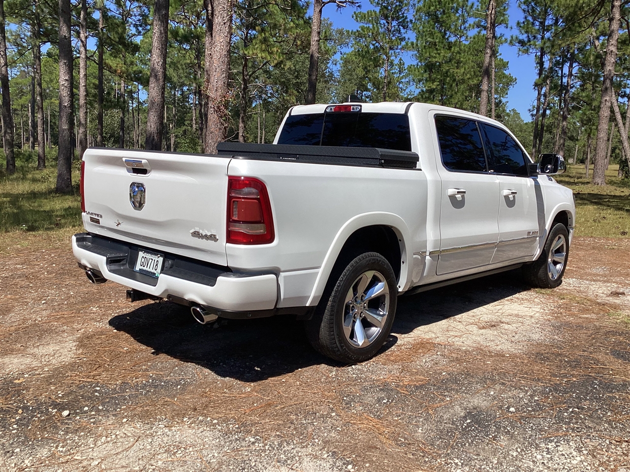 RAM 1500 Limited 4x4 Crew Cab 5'7" Box 2019