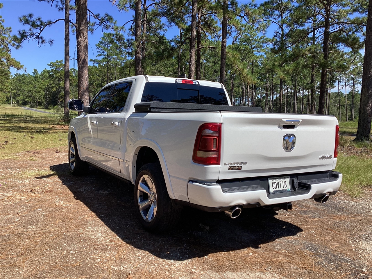 RAM 1500 Limited 4x4 Crew Cab 5'7" Box 2019
