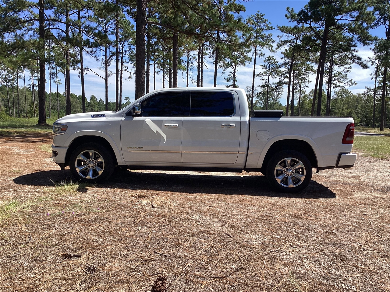 RAM 1500 Limited 4x4 Crew Cab 5'7" Box 2019