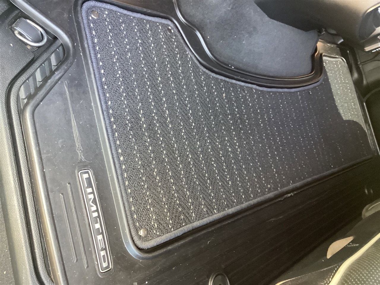 RAM 1500 Limited 4x4 Crew Cab 5'7" Box 2019