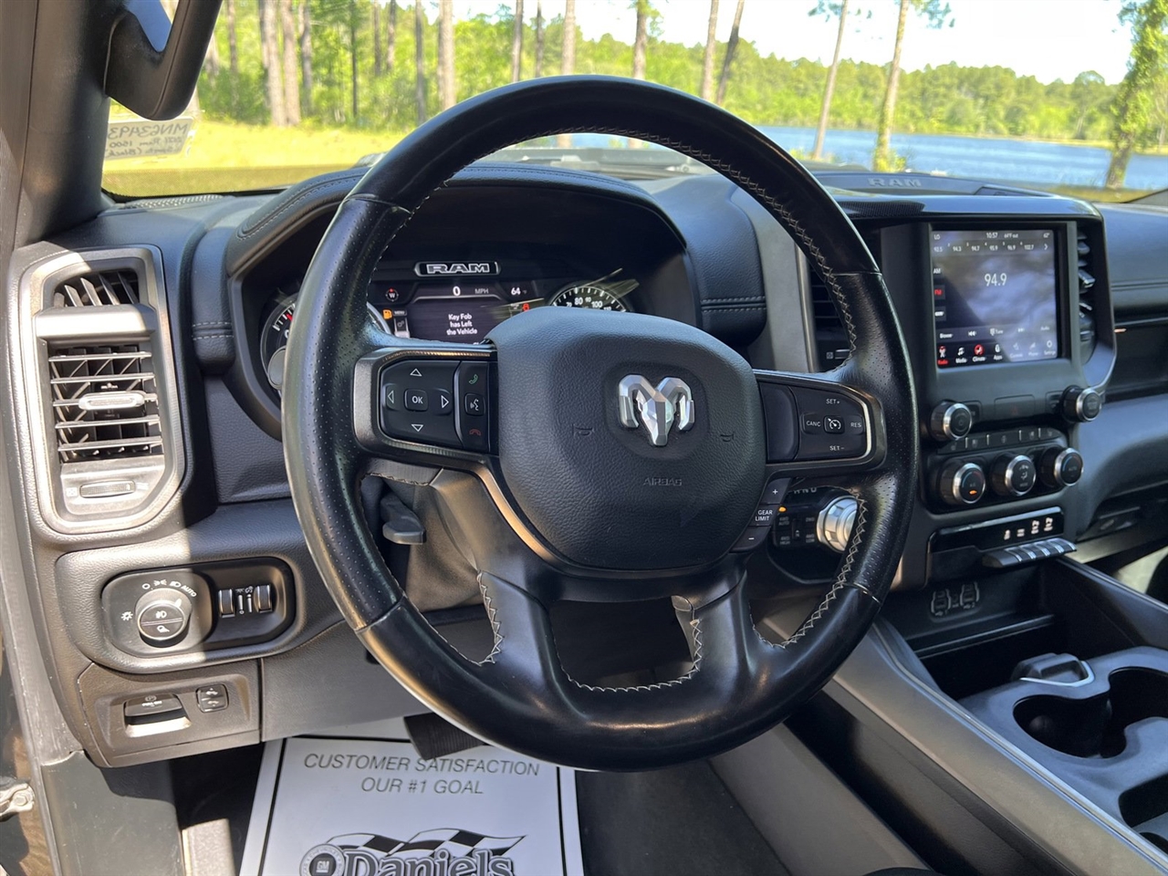 RAM 1500 Sport 4x4 Crew Cab 6'4" Box 2021