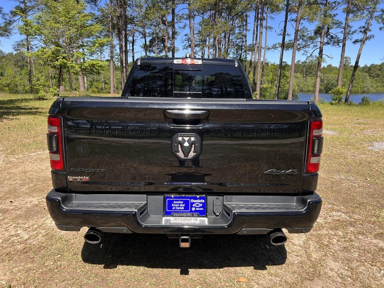 RAM 1500 Sport 4x4 Crew Cab 6'4" Box 2021