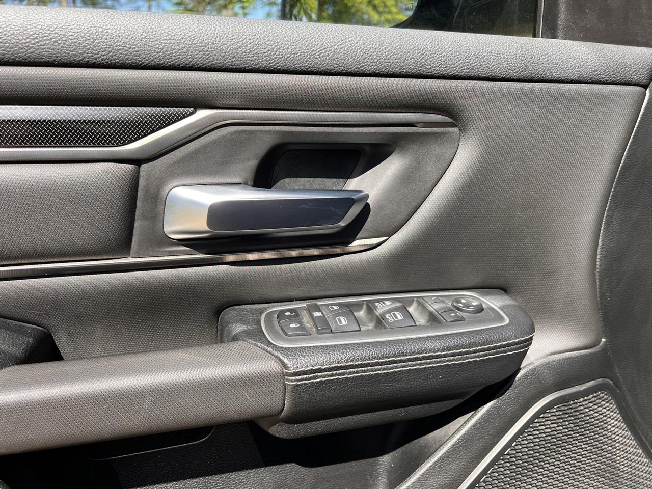 RAM 1500 Sport 4x4 Crew Cab 6'4" Box 2021