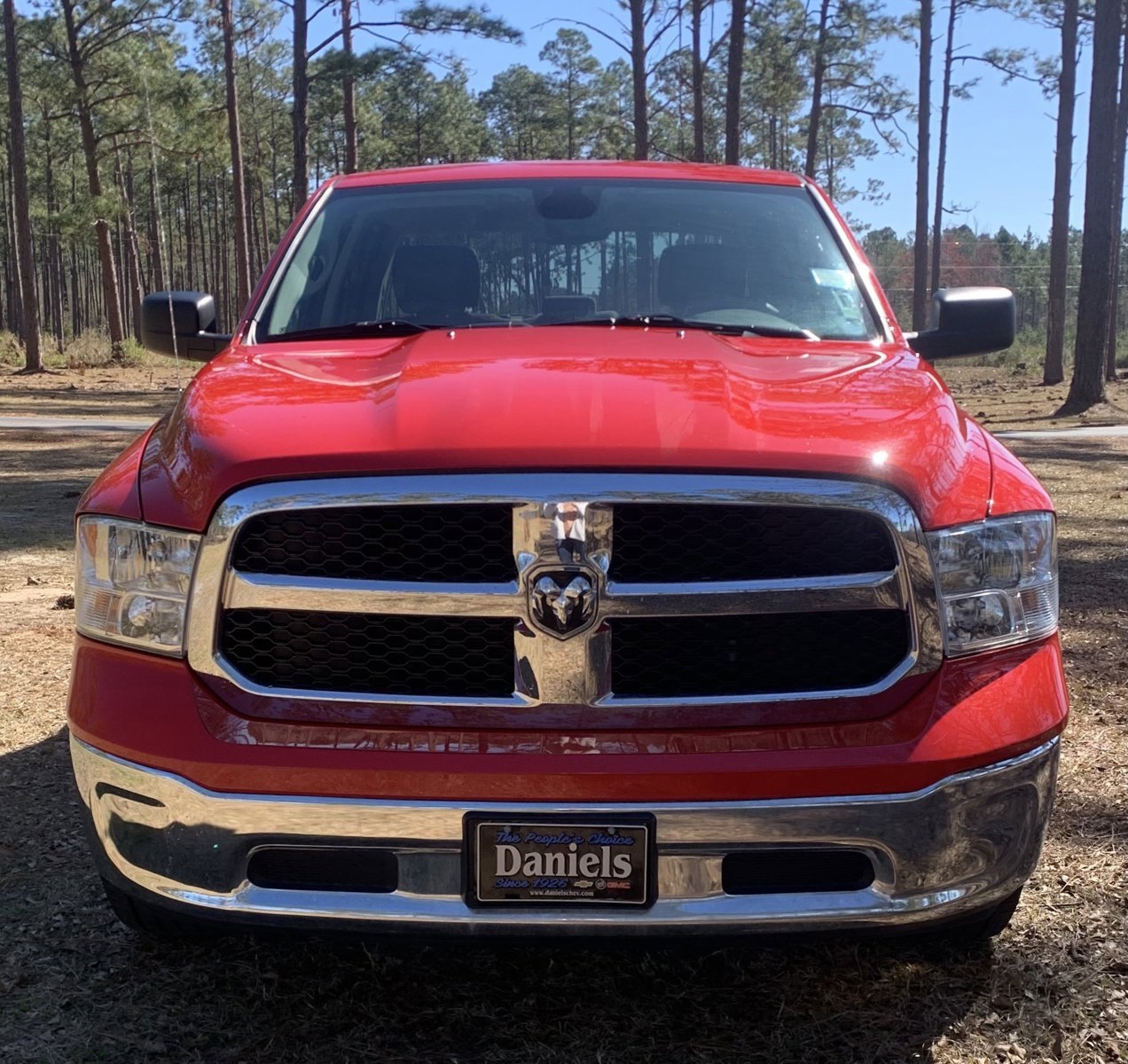 RAM 1500 Classic SLT 4x4 Crew Cab 5'7" Box 2023