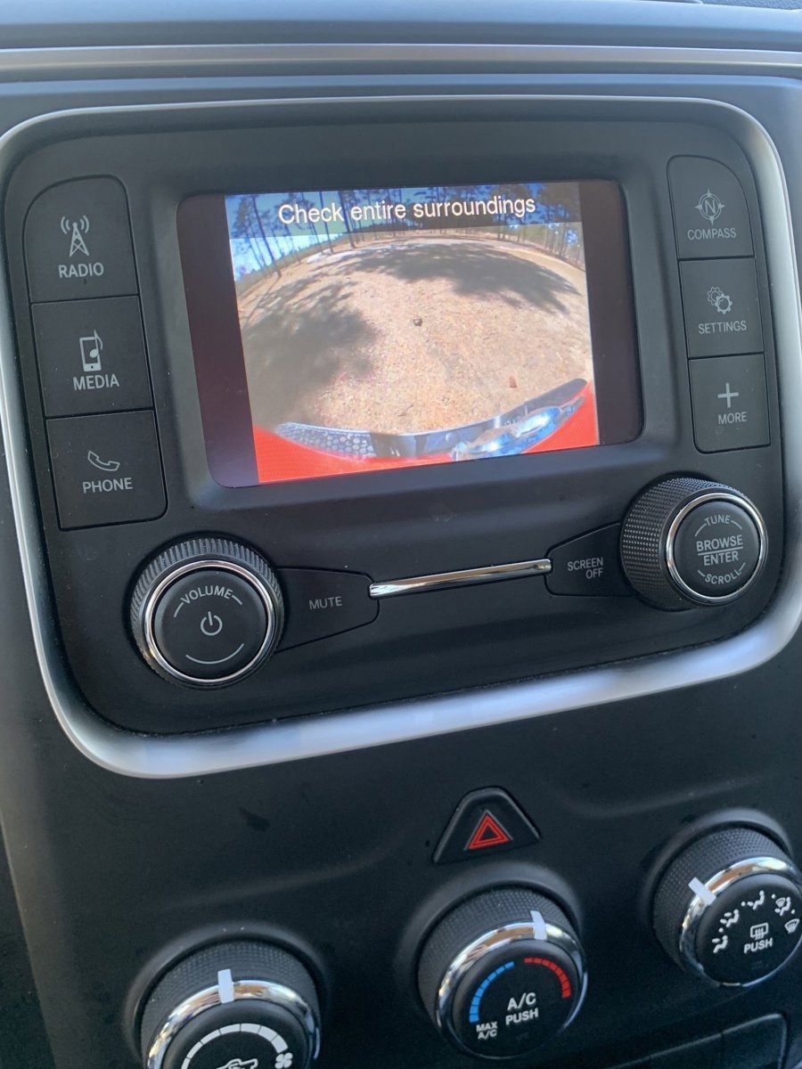 RAM 1500 Classic SLT 4x4 Crew Cab 5'7" Box 2023