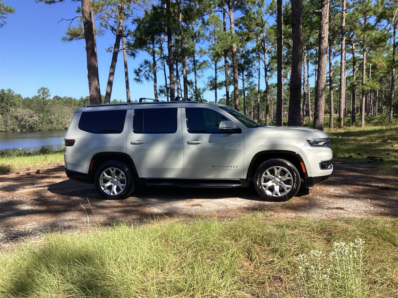 Jeep Wagoneer Series I 4x4 2022