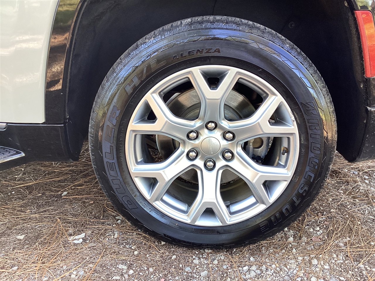 Jeep Wagoneer Series I 4x4 2022