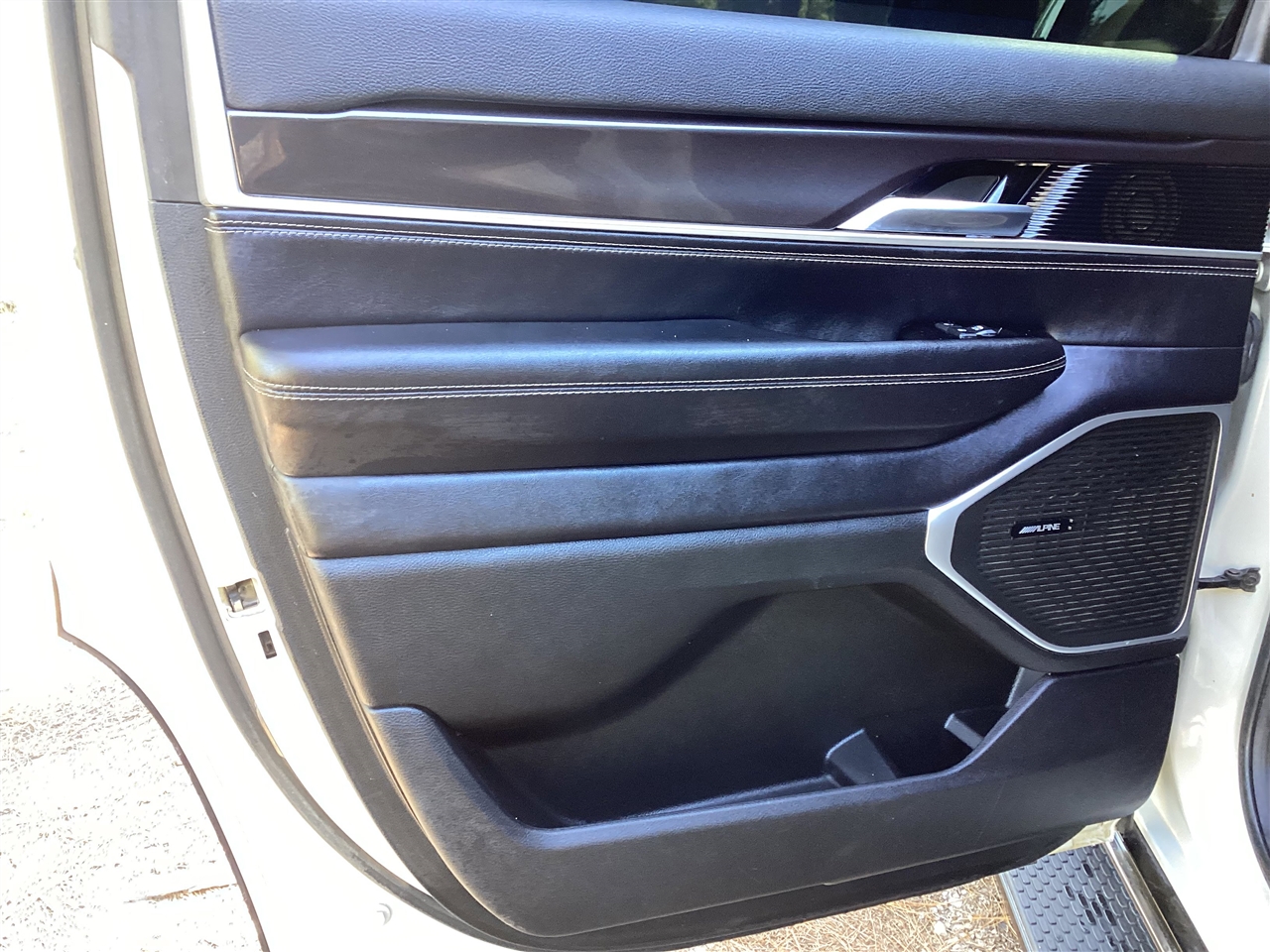 Jeep Wagoneer Series I 4x4 2022