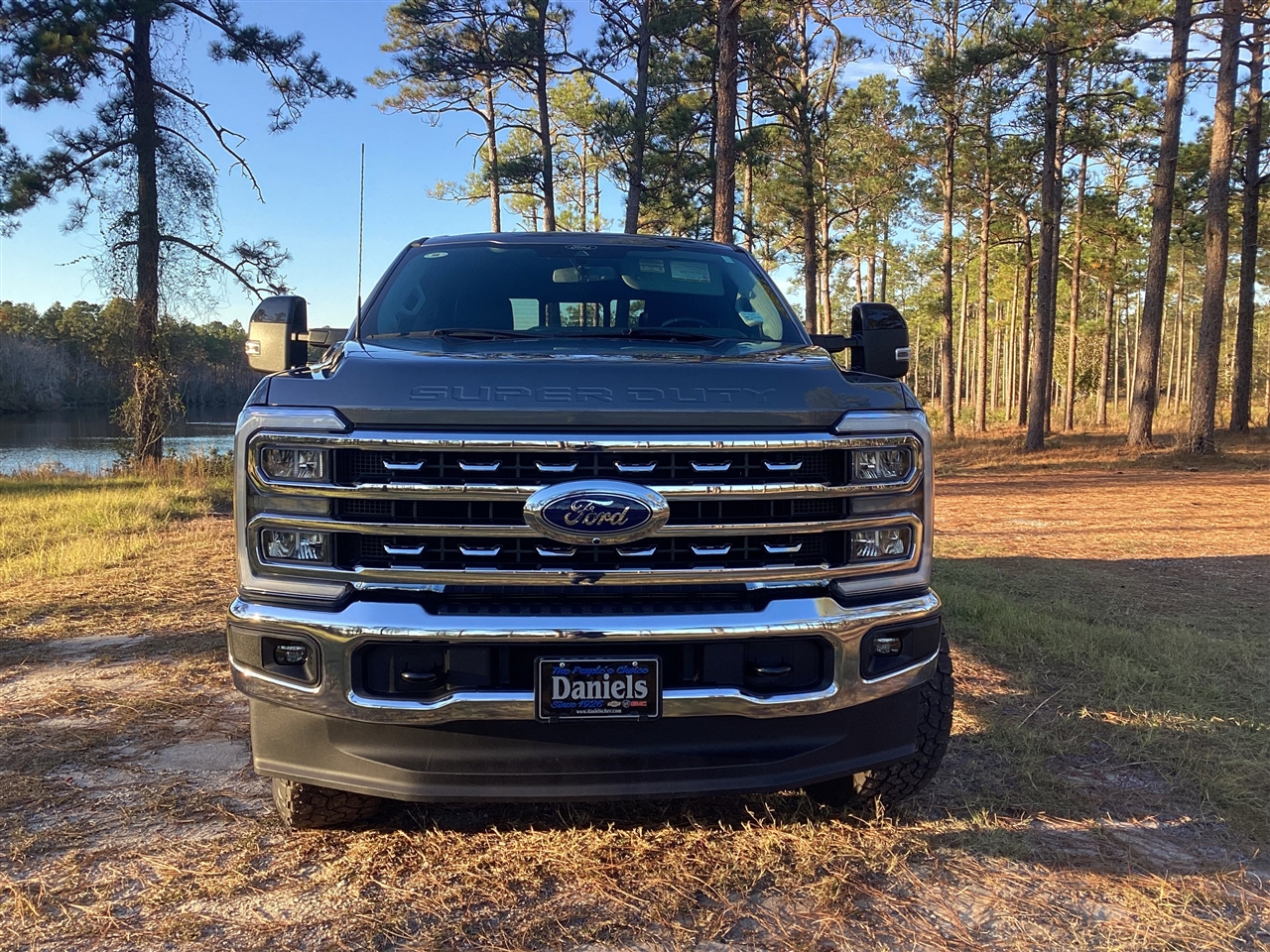 Ford Super Duty F-250 SRW King Ranch 4WD Crew Cab 8' Box 2024